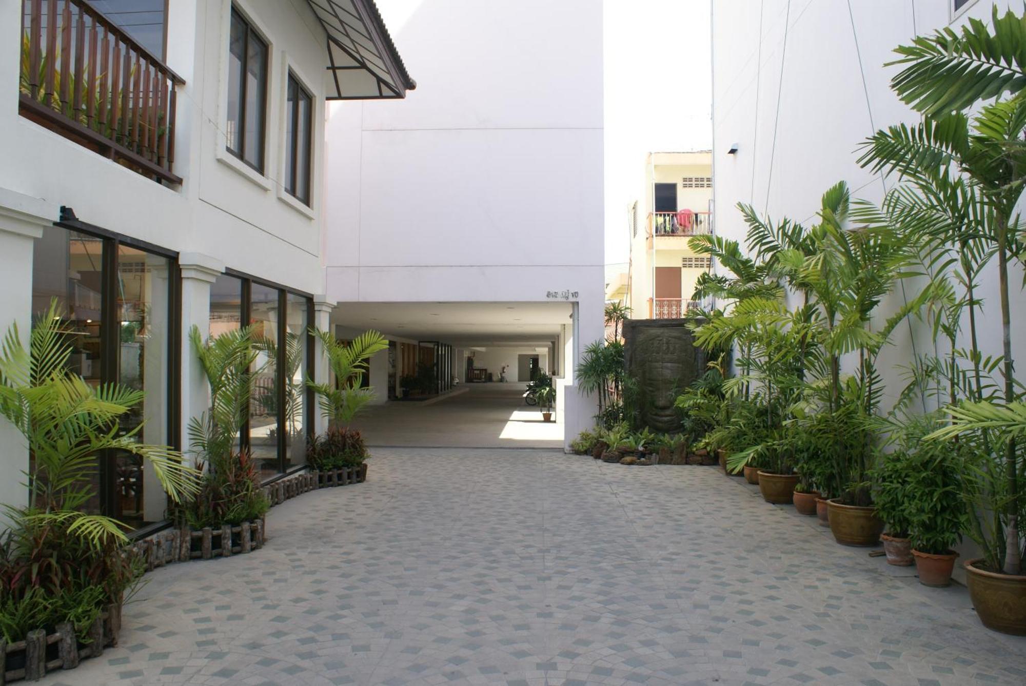Diamond City Place Hotel Pattaya Exterior foto